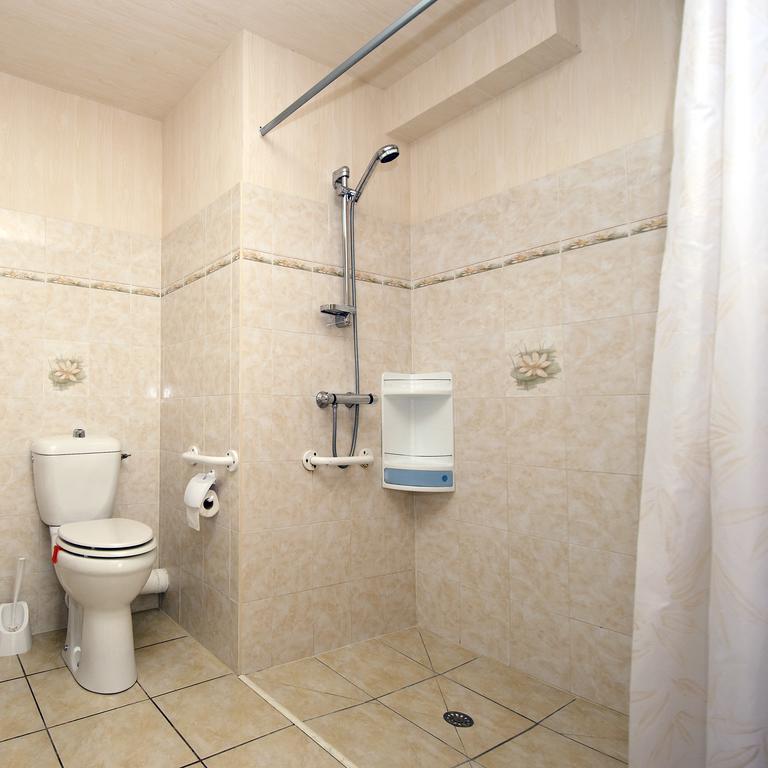 La Table Du Chaffour Otel Saint-Geniès-Bellevue Dış mekan fotoğraf